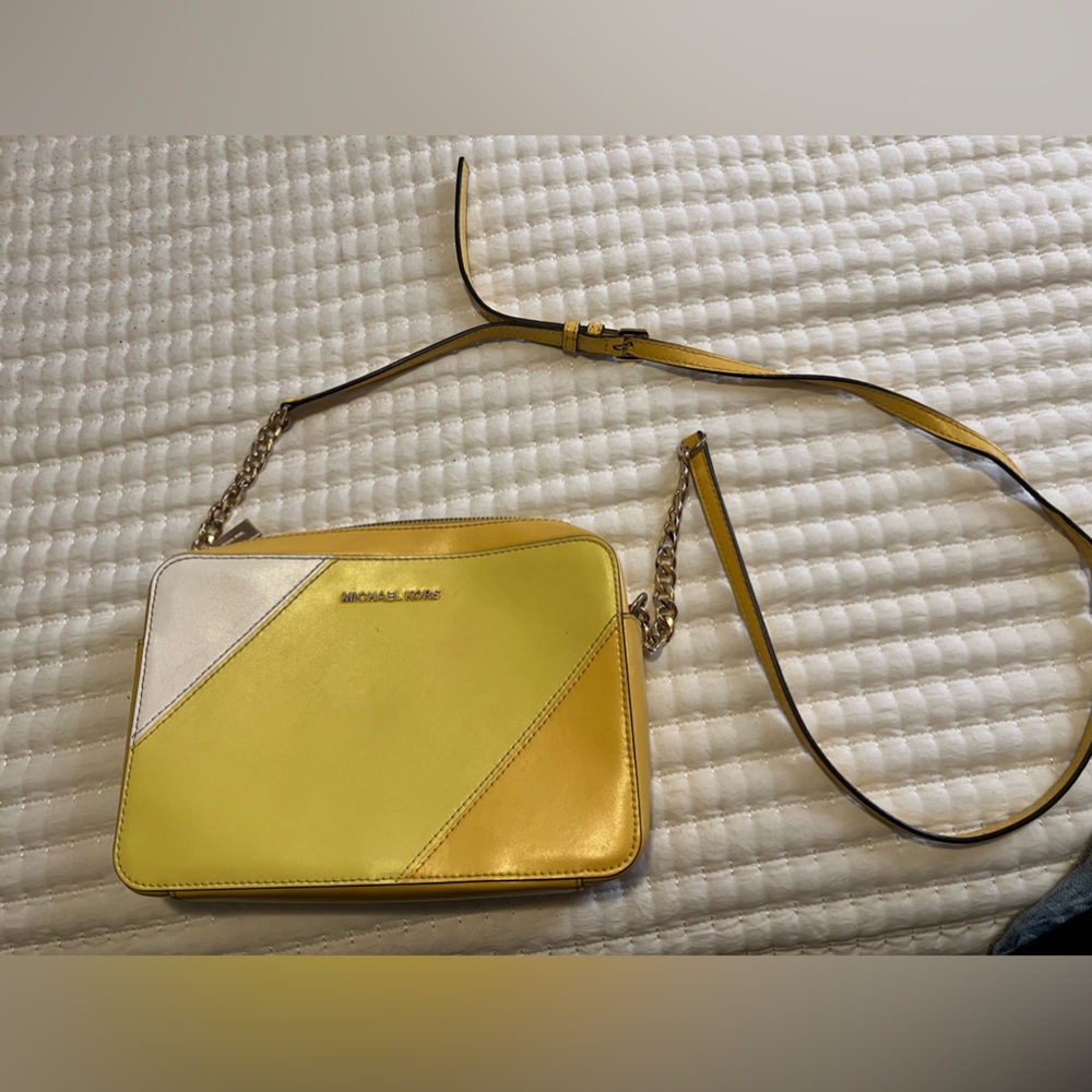 Michael kors purse